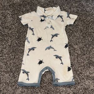 Kyte Baby Short Sleeve Polo Romper with dolphin/turtle Print - White & Blue